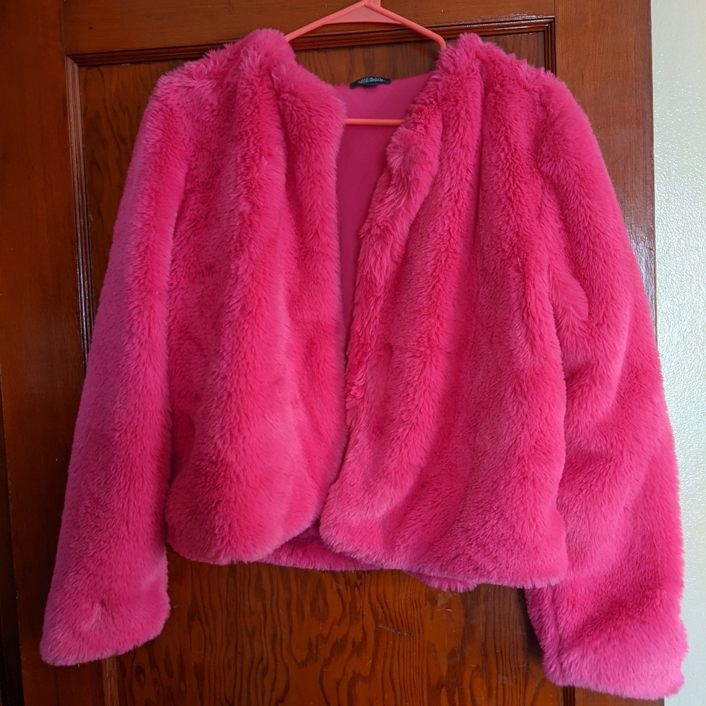 Hot pink faux fur dreams
